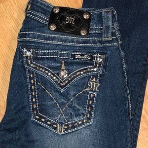 MISS ME SKINNY 28 signature rise LIKE NEW JEANS